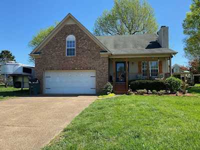207 Megann Dr Portland, TN 37148
