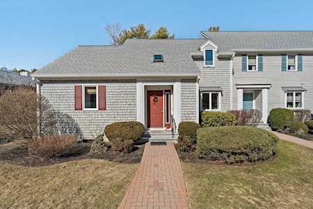 225 Lincoln St #E1 Duxbury, MA 02332
