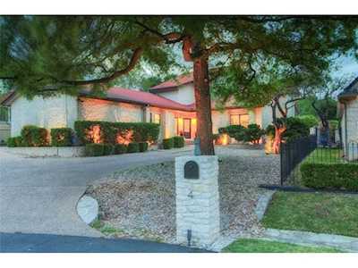 4 Applewood CT The Hills, TX 78738
