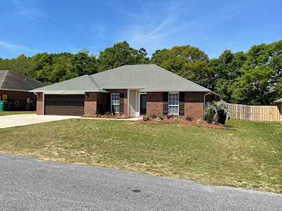2259 Lewis Street Crestview, FL 32536