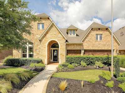 5704 Cherokee Draw RD Austin, TX 78738