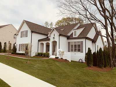 4637 Majestic Meadows Dr Arrington, TN 37014