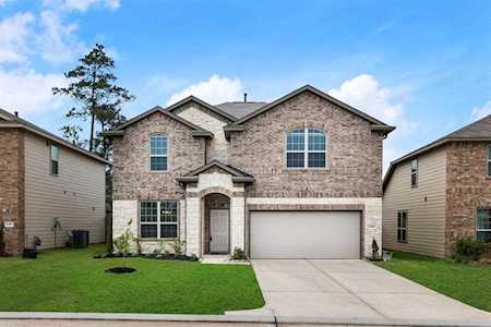 40417 Mostyn Lake Dr Magnolia, TX 77354