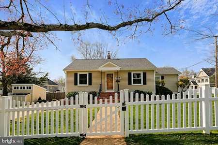 10516 Ewell Ave Kensington, MD 20895