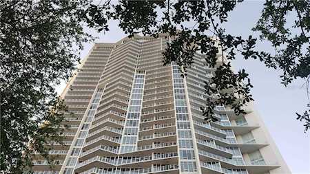 175 1st St S #1103 St Petersburg, FL 33701