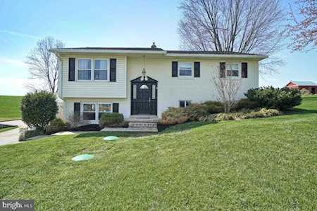 7504 Picnic Woods Rd Middletown, MD 21769