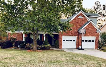 127 Sparkling Spring Trl Mcdonough, GA 30252