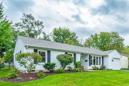 1831 N Kaspar Ave Arlington Heights, IL 60004