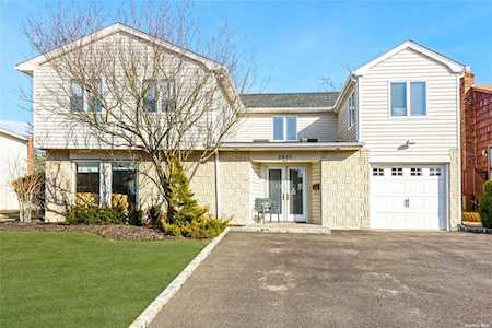 2600 Glenn Drive Bellmore, NY 11710