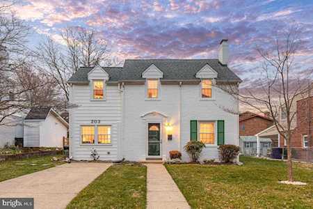 203 Normandy Dr Silver Spring, MD 20901
