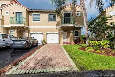 1417 NW 126th Way Sunrise, FL 33323