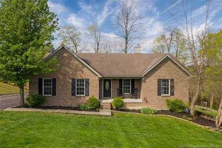 7463 Saddlebrook Ct Greenville, IN 47124