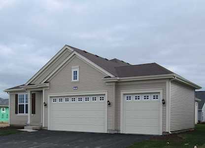 905 Prescott Ln Pingree Grove, IL 60140