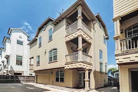 931 W 25th St Houston, TX 77008