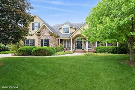 2302 Kane Ln Batavia, IL 60510