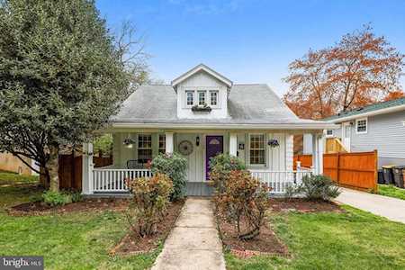 5008 40th Place Hyattsville, MD 20781