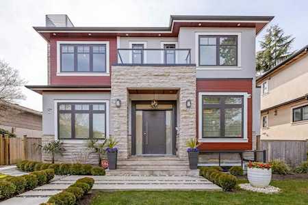 4323 Valley Drive Vancouver, BC V6L 2K9