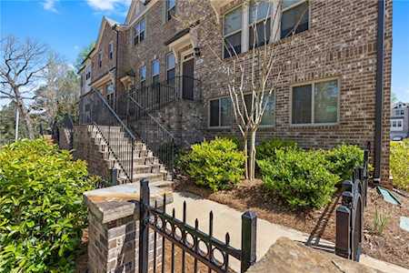 4140 Charlotte Way Chamblee, GA 30341