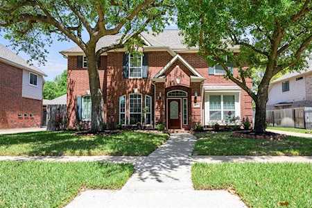 8614 Concerto Circle Houston, TX 77040