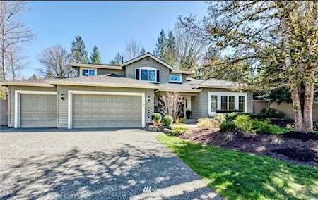 33090 NE 40th Place Carnation, WA 98014