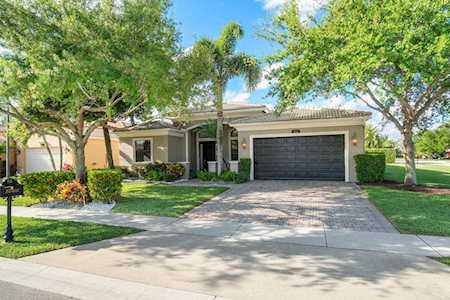 8065 Ferentino Pass Delray Beach, FL 33446