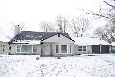 28455 Shadylane Dr Farmington Hills, MI 48336