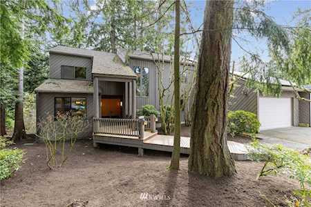 3620 74th Ave SE Mercer Island, WA 98040