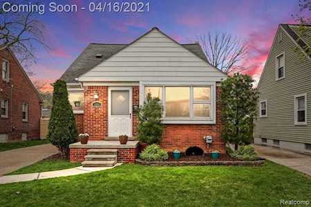 1604 Linwood Ave Royal Oak, MI 48067
