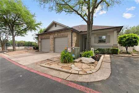 6801 Beckett RD #109R Austin, TX 78749