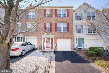 8 Hibiscus Dr Newark, DE 19702