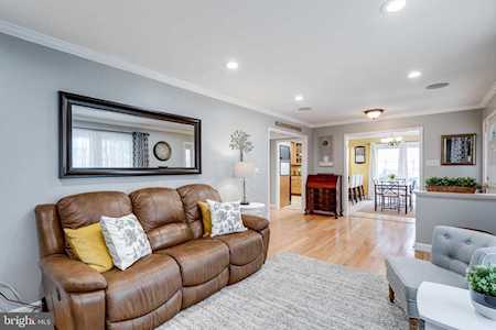 5526 Yorkshire St Springfield, VA 22151