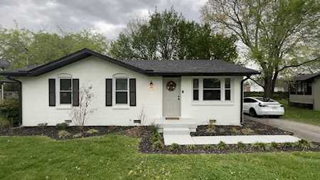 1308 Knoll Ln Lebanon, TN 37087