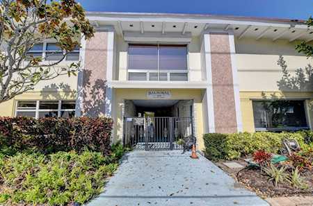 414 Seasage Drive #6 Delray Beach, FL 33483
