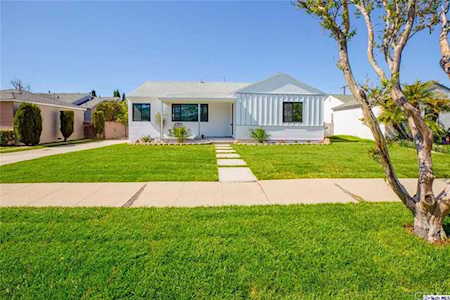 8639 Morehart Avenue Sun Valley, CA 91352