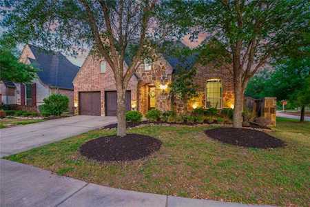 5819 Amherst Farms Ln Fulshear, TX 77441