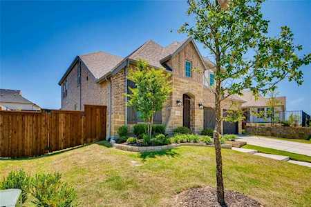 1908 Crescent Street Aledo, TX 76008