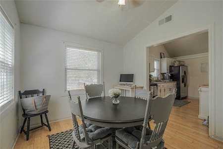 4245 Lathrop Ave Kansas City, KS 66104