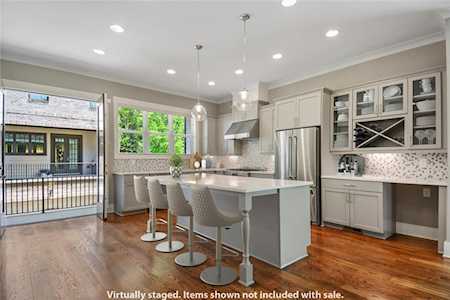 1301 English St NW Atlanta, GA 30318