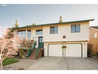 12676 SW Sorrel Dock Ct Tigard, OR 97223