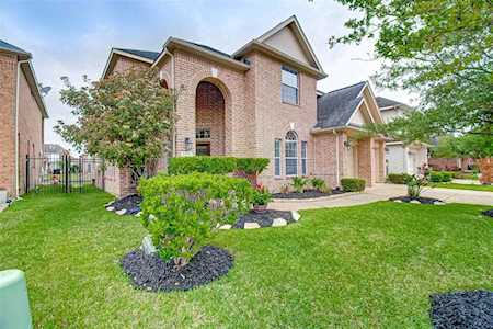 18026 Billabong Crescent Ct Cypress, TX 77429
