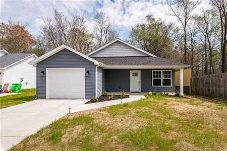 510 Hazelwood Rd Henryville, IN 47126