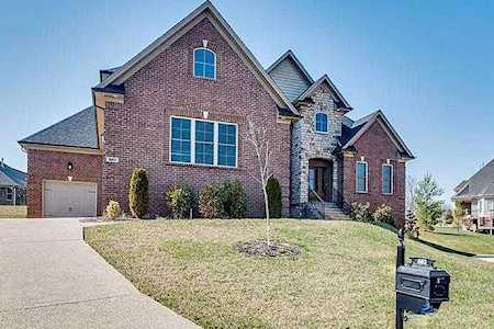 603 Weymuth Pl Louisville, KY 40245