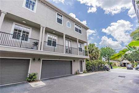 2601 Espana Ct Tampa, FL 33609