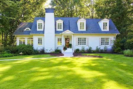 2702 Redding Rd NE Brookhaven, GA 30319