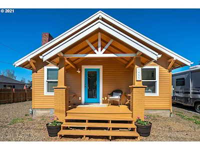 1455 NE Cornell Rd Hillsboro, OR 97123