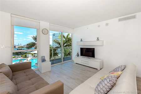 244 Biscayne Blvd #1005 Miami, FL 33132