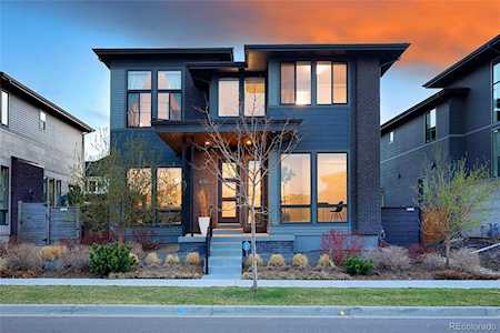 8710 Beekman Place Denver, CO 80238