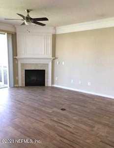11002 Castlemain Cir Jacksonville, FL 32256