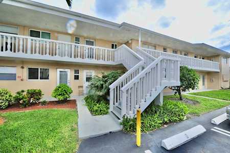 2121 NE 1 Court #105 Boynton Beach, FL 33435