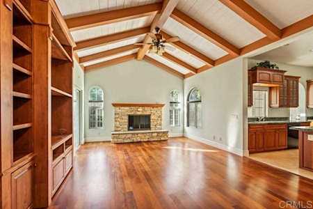 11580 Bridle Path Lane Lakeside, CA 92040